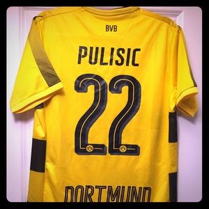 Cristian Pulisic Dortmund soccer jersey